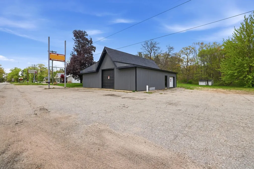 11316 W M-179 Yankee Springs Township MI 49333