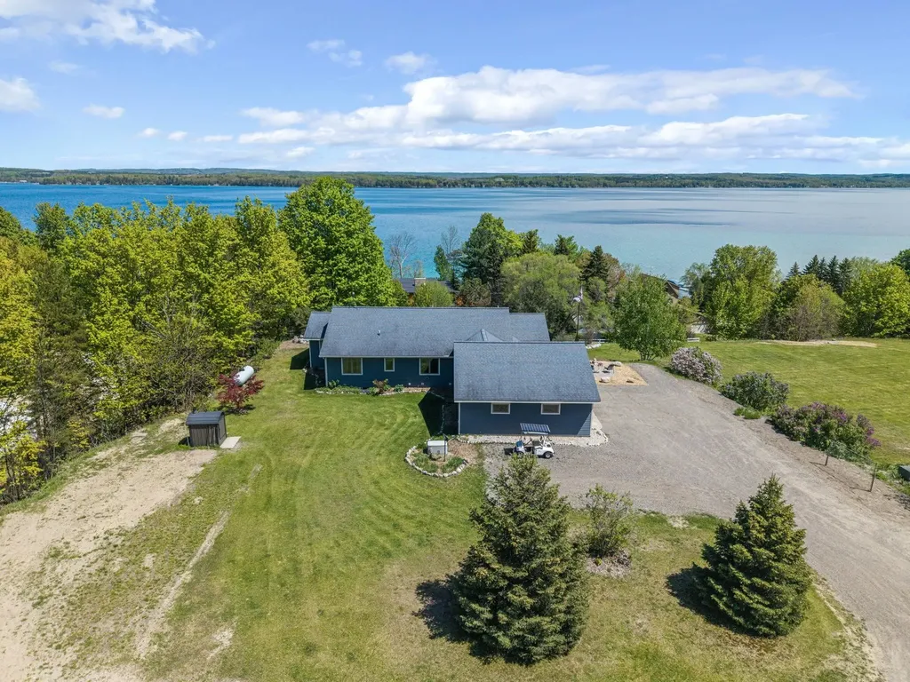 11660 Indian Road Milton Township MI 49648