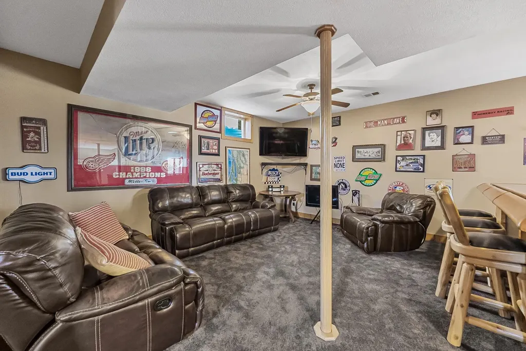 11660 Indian Road Milton Township MI 49648