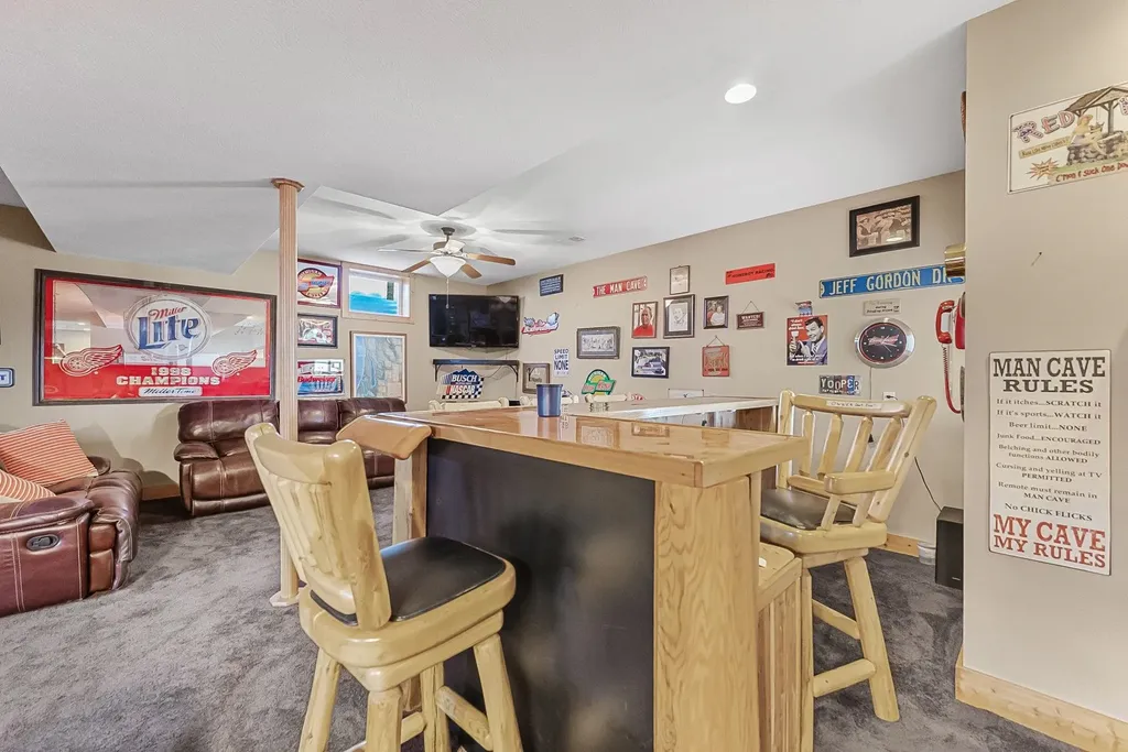 11660 Indian Road Milton Township MI 49648