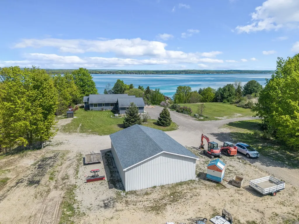 11660 Indian Road Milton Township MI 49648