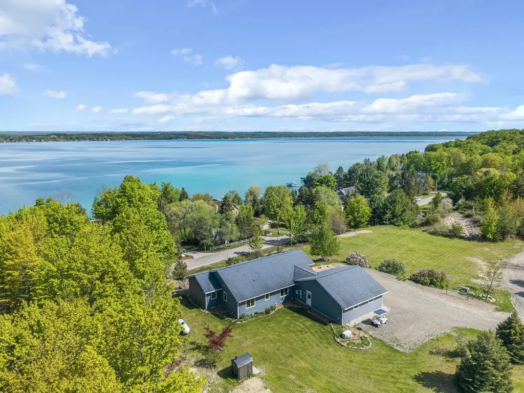 11660 Indian Road Milton Township MI 49648