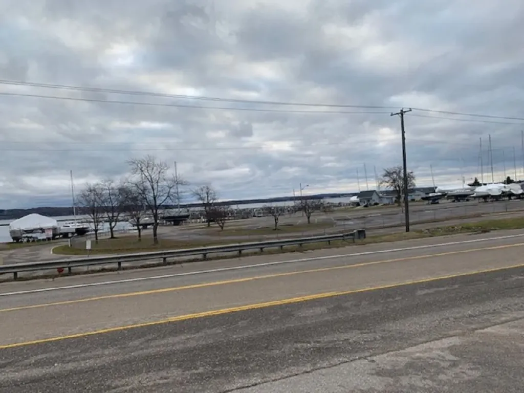 12930 S W Bay Shore Drive Elmwood Charter Township MI 49684