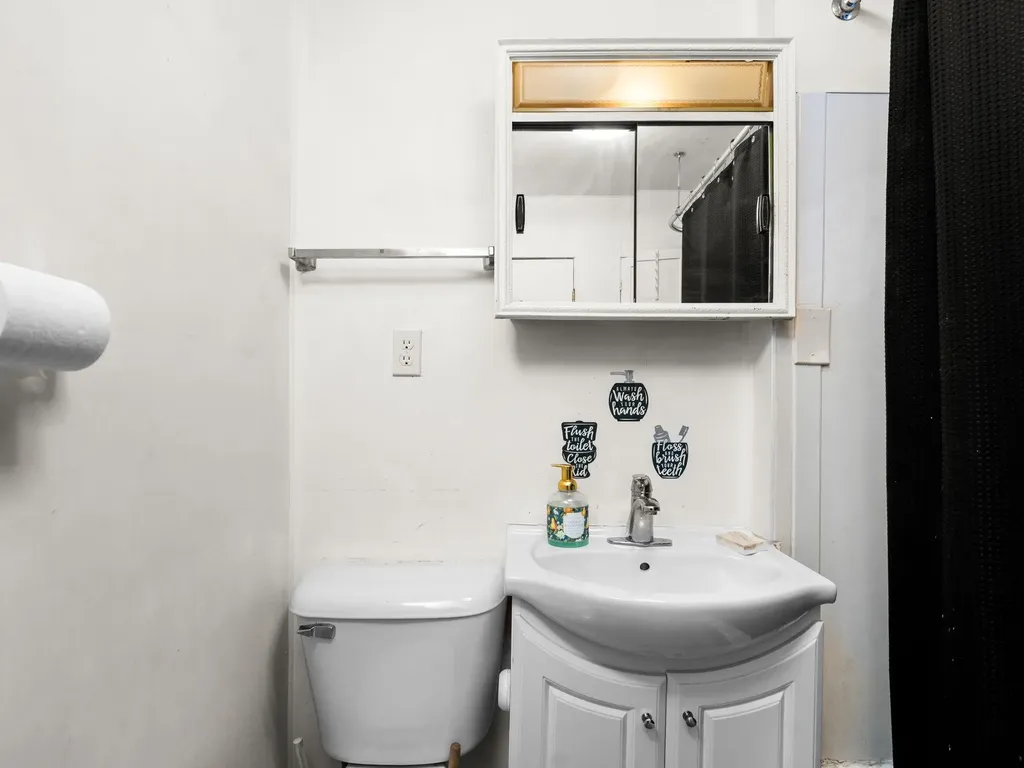311 W Twelfth Street Traverse City City MI 49684