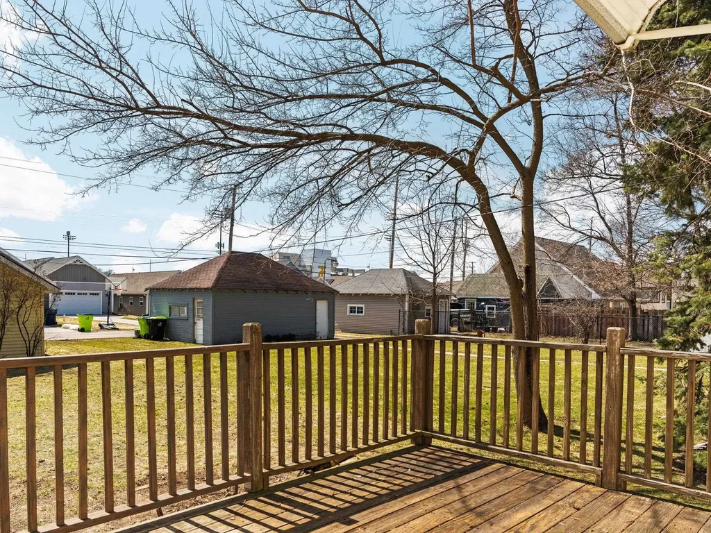 311 W Twelfth Street Traverse City City MI 49684