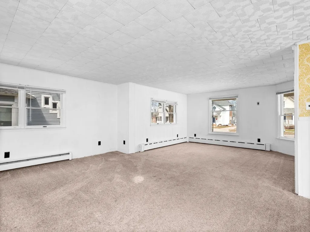 311 W Twelfth Street Traverse City City MI 49684