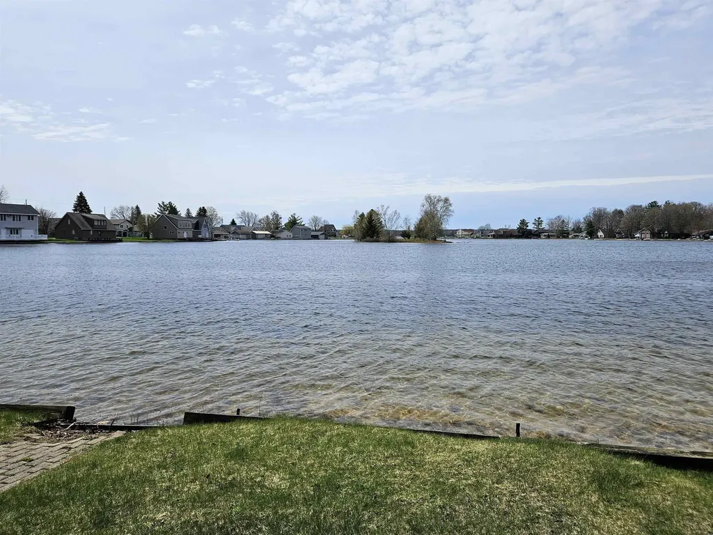 7039 W White Birch Avenue Lake Township MI 49651