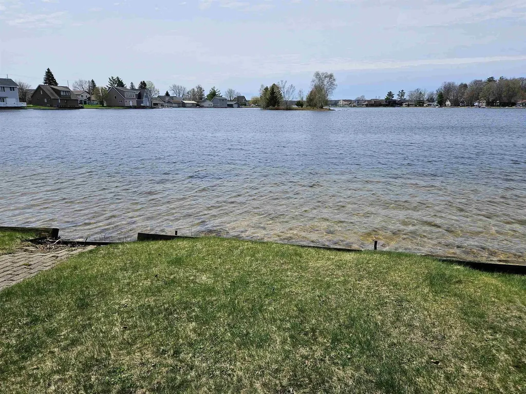 7039 W White Birch Avenue Lake Township MI 49651