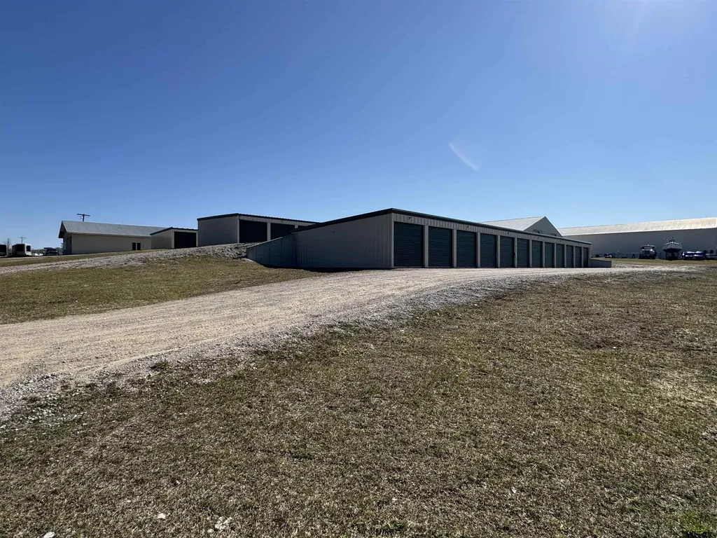 13703 Campbell Road Milton Township MI 49648