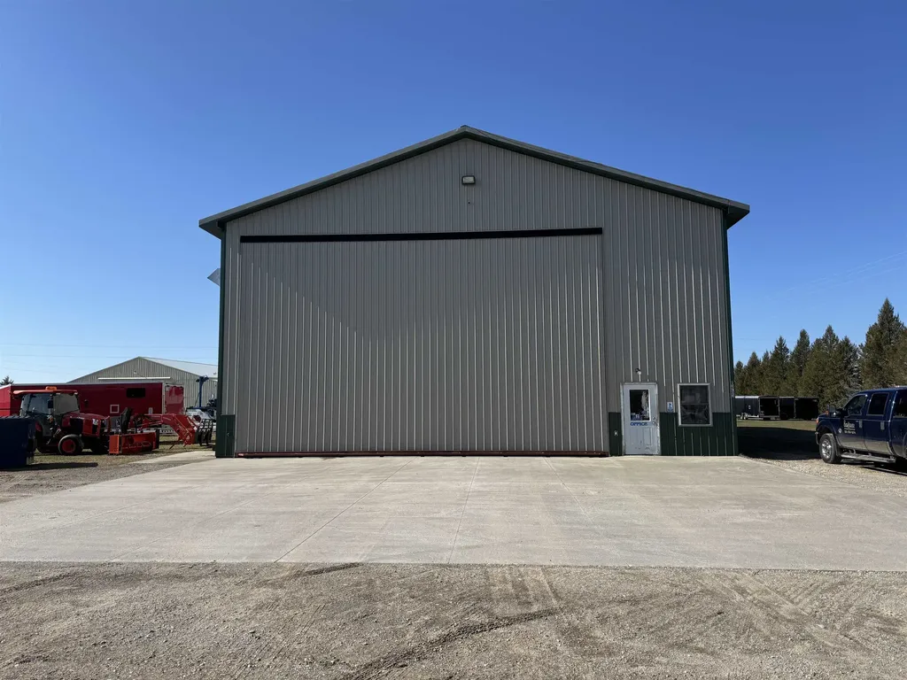 13703 Campbell Road Milton Township MI 49648