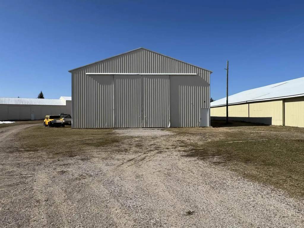 13703 Campbell Road Milton Township MI 49648