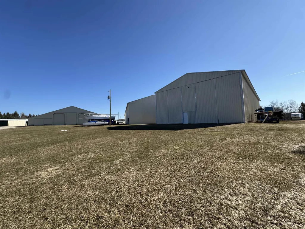 13703 Campbell Road Milton Township MI 49648