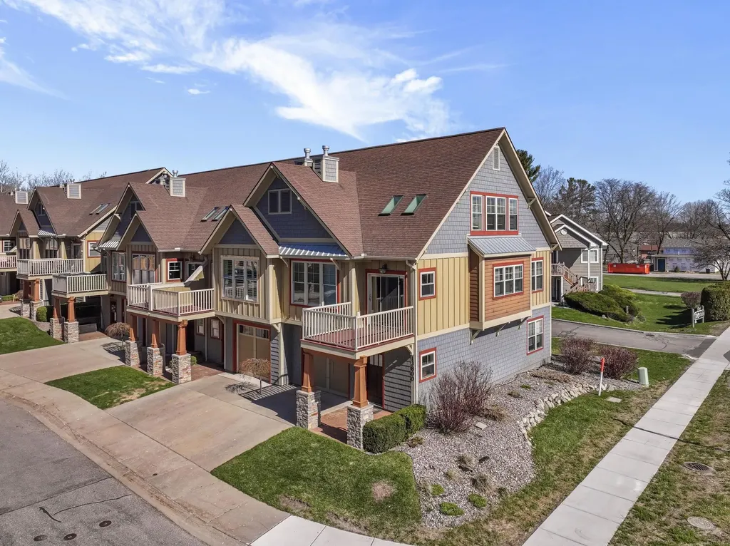 13800 S West Bay Shore Drive Traverse City City MI 49684