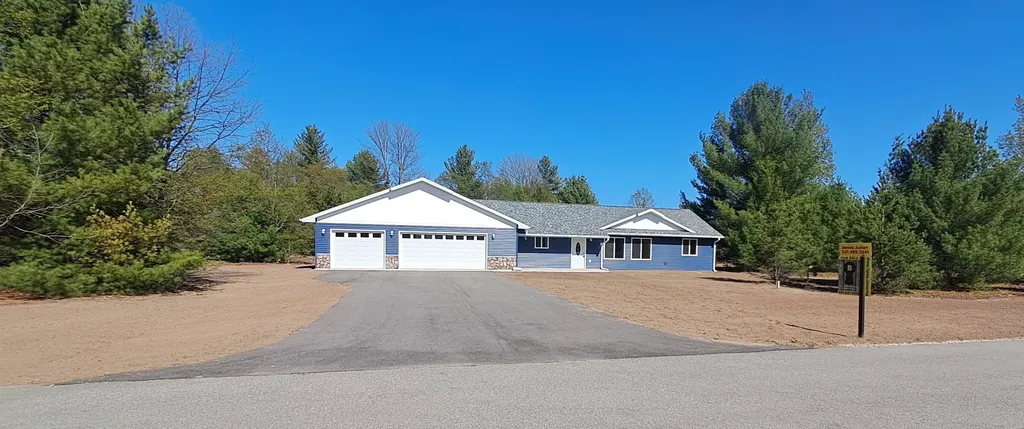 2221 Nancy Kay Avenue Green Lake Township MI 49643
