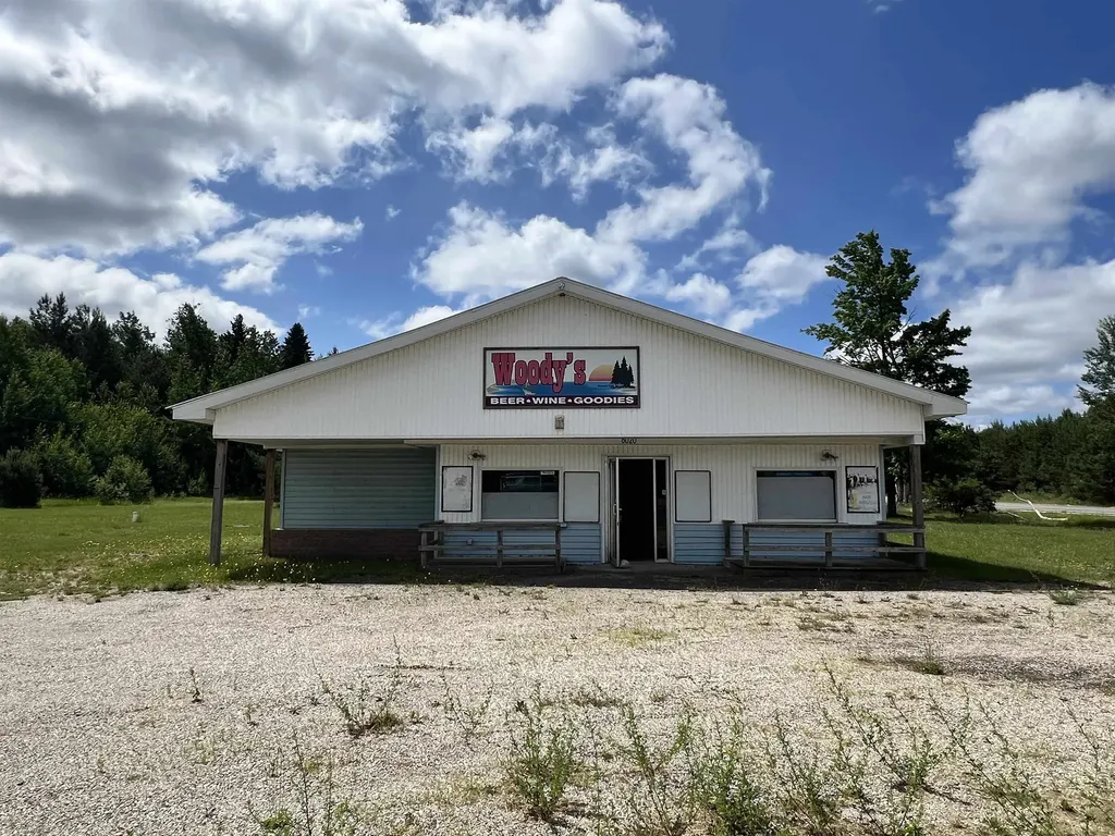 6020 E 34 Road Haring Charter Township MI 49601