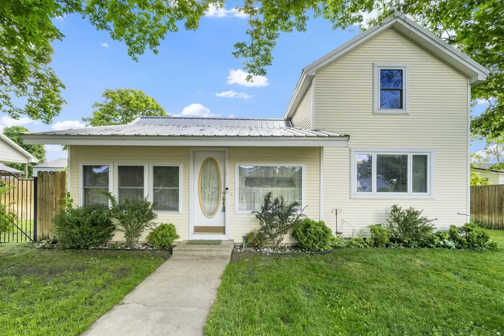 411 S Walnut Street Kalkaska Township MI 49646