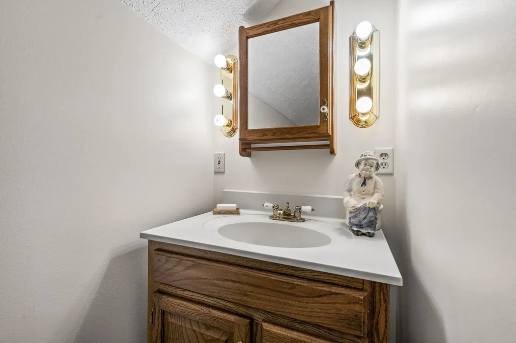 411 S Walnut Street Kalkaska Township MI 49646