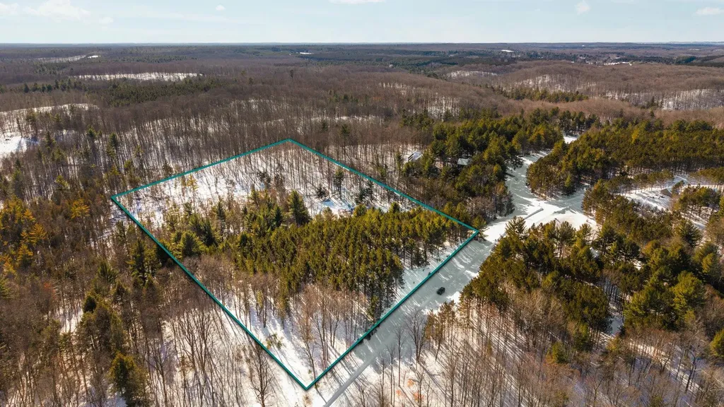 4811 Truax Lake Road Whitewater Township MI 49690