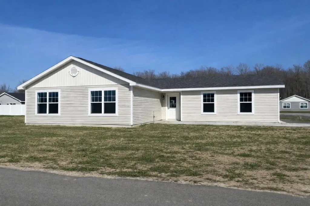 1949 Oriole Drive Blair Township MI 49685