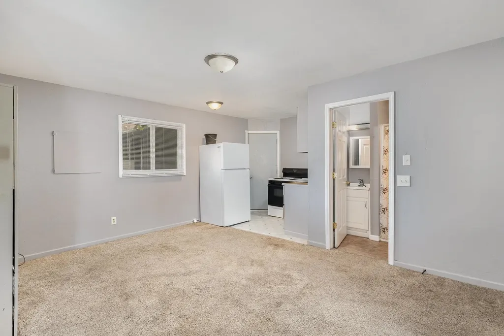 805 S Douglas Drive Mt. Pleasant City MI 48858