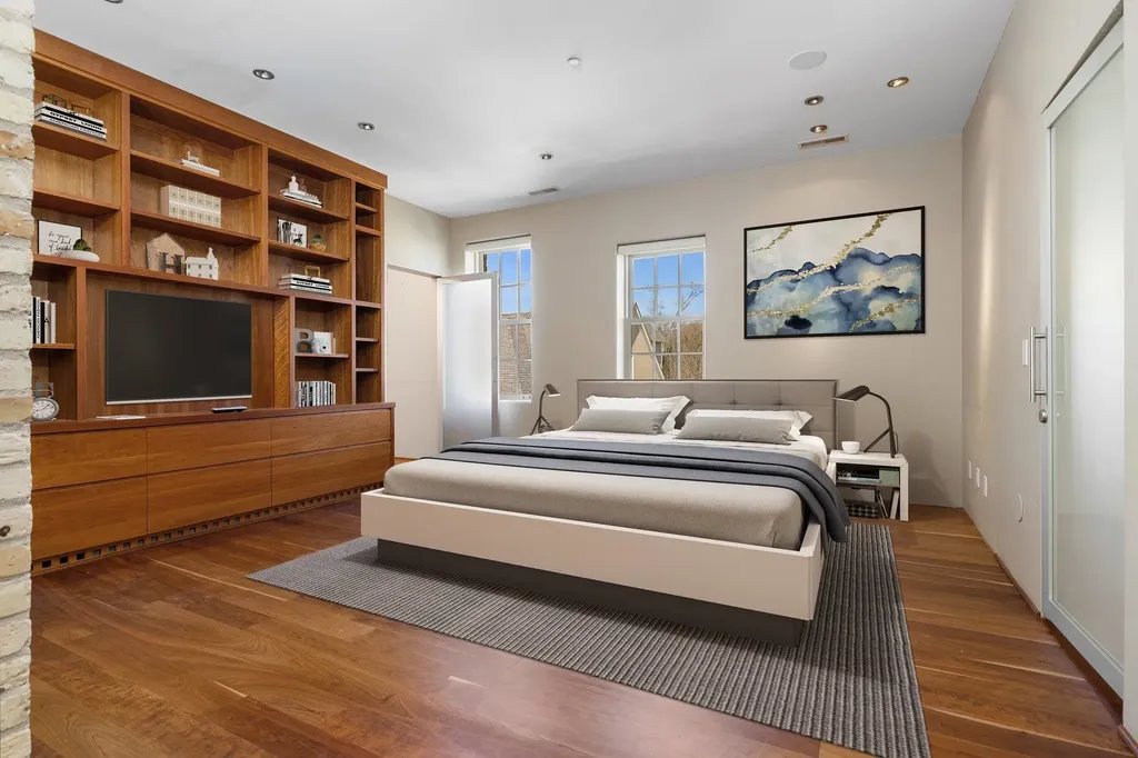 800-319 Cottageview Drive Traverse City City MI 49684