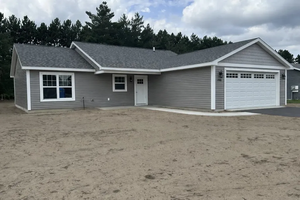 2740 Mockingbird Drive Blair Township MI 49685
