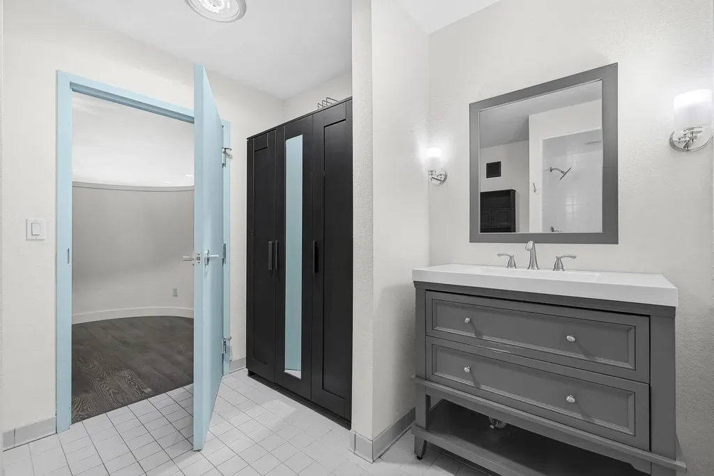 124 Beech Street Traverse City City MI 49684