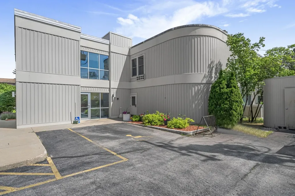 124 Beech Street Traverse City City MI 49684