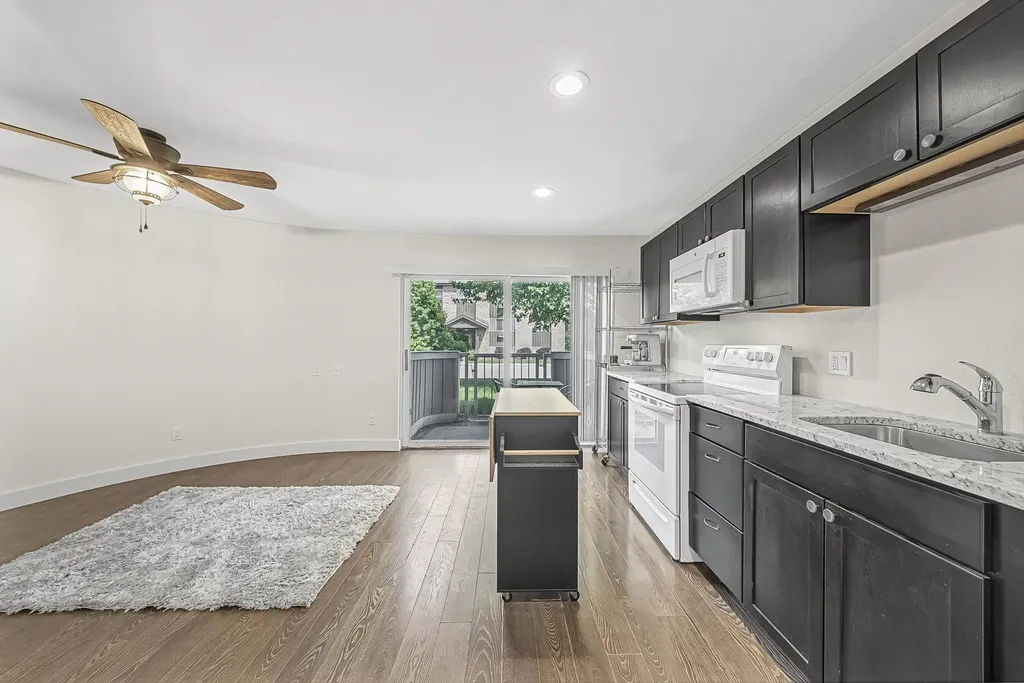 124 Beech Street Traverse City City MI 49684
