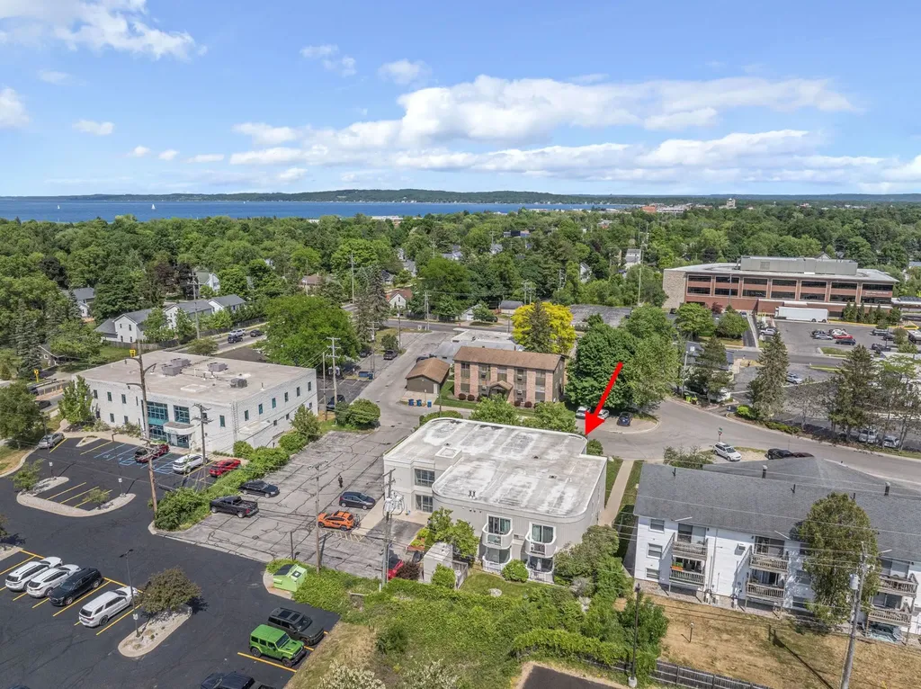 124 Beech Street Traverse City City MI 49684