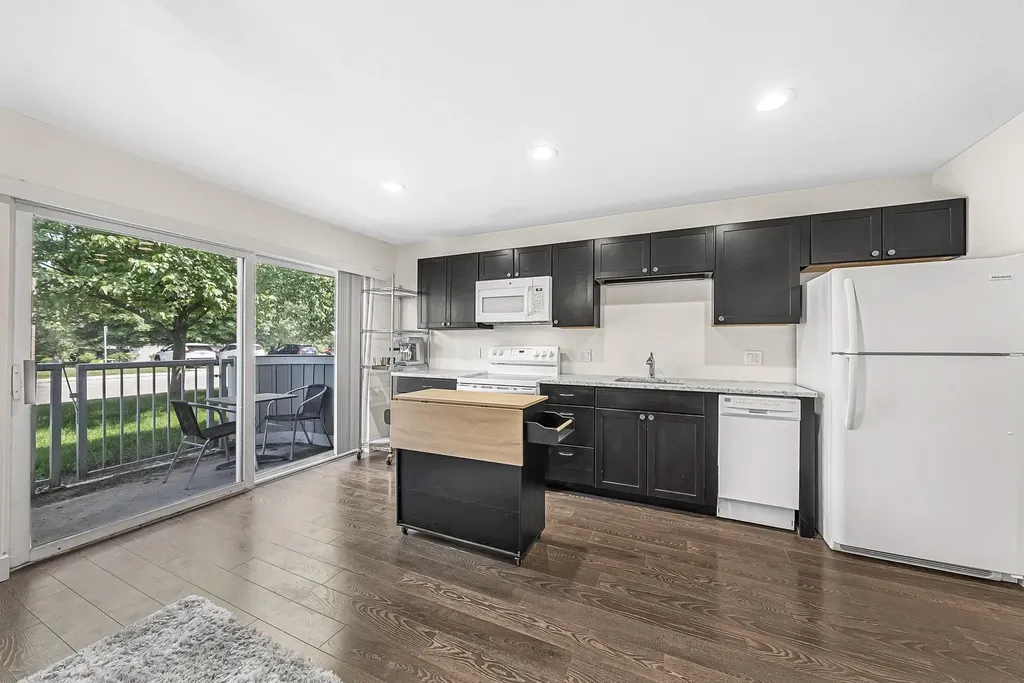 124 Beech Street Traverse City City MI 49684