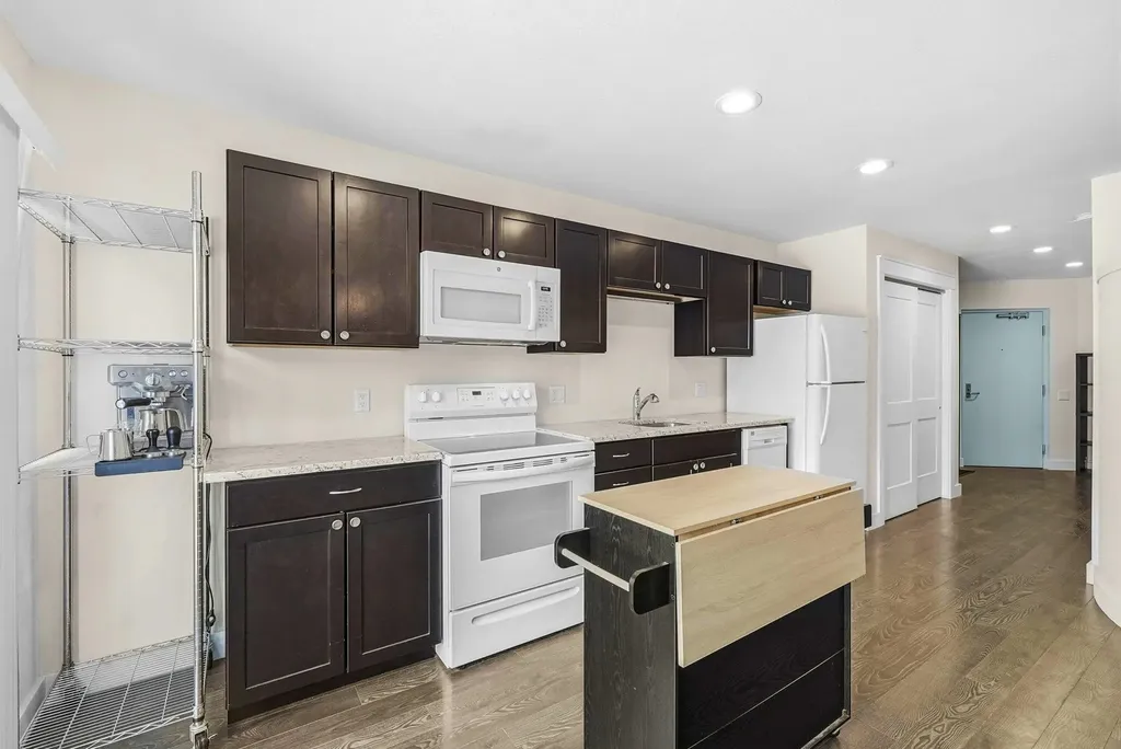 124 Beech Street Traverse City City MI 49684