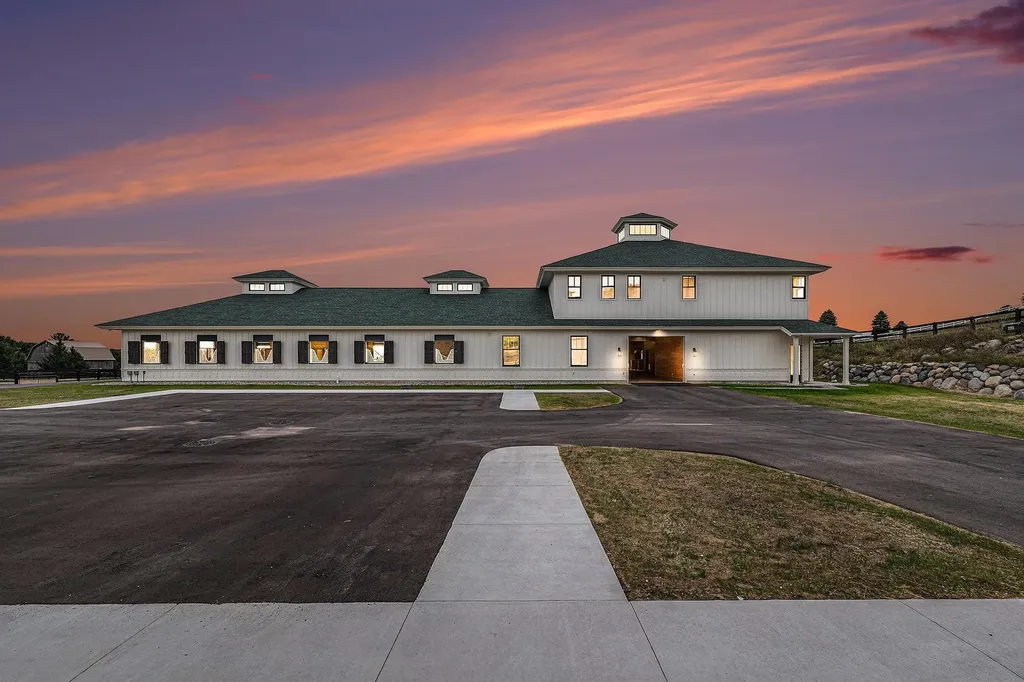 6424 Brackett Road Acme Township MI 49690