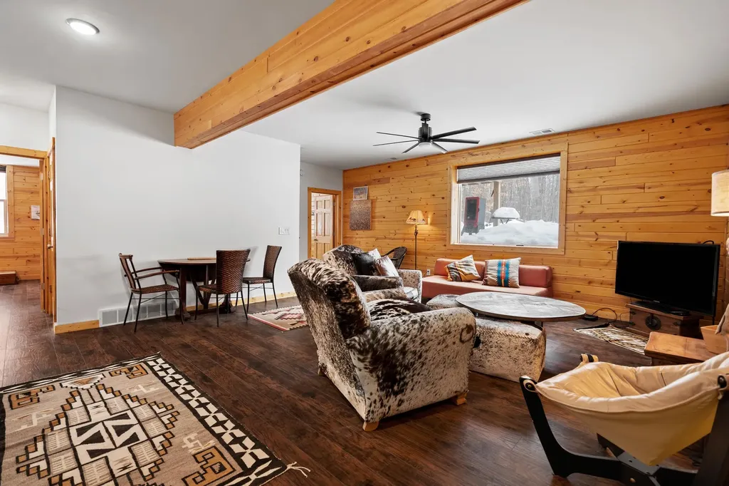 2558 E Sugar Maple Centerville Township MI 49621