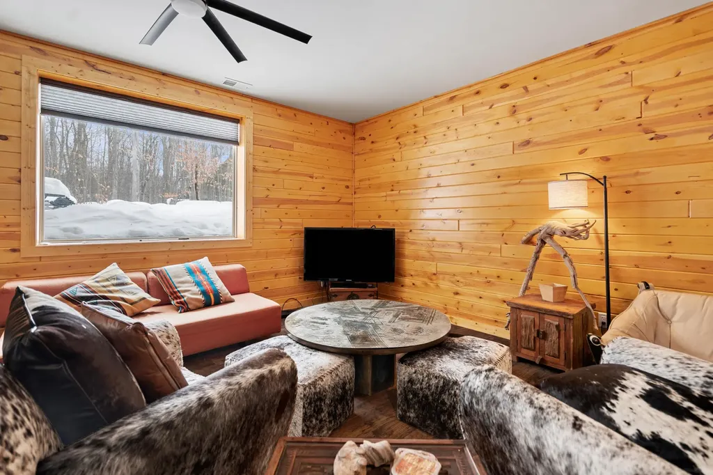 2558 E Sugar Maple Centerville Township MI 49621