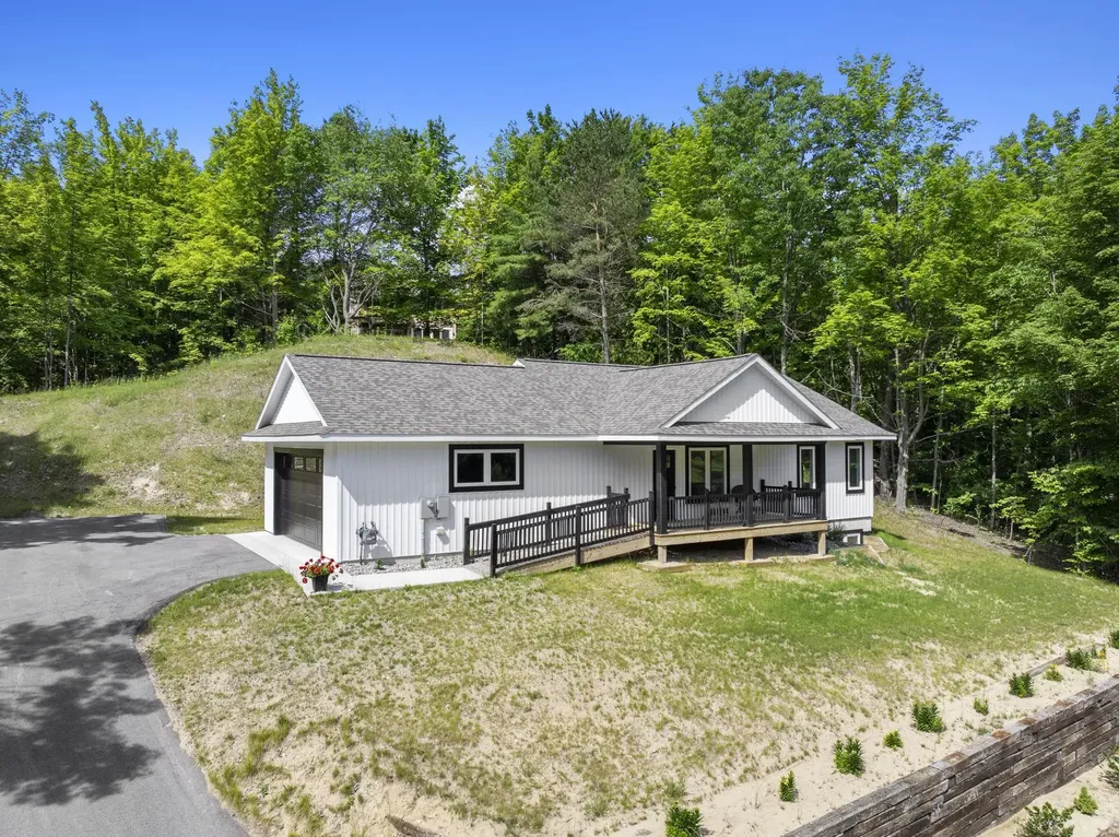 4144 S Sugar Loaf Mountain Road Cleveland Township MI 49621