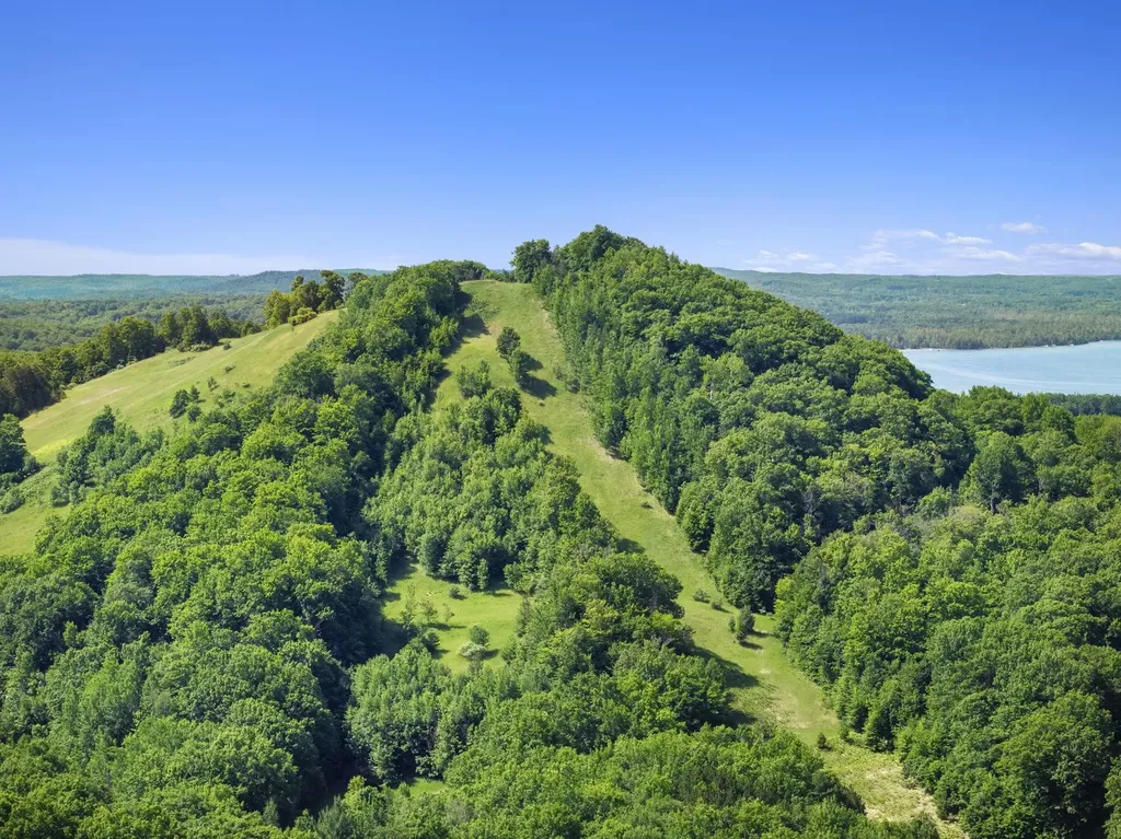 4144 S Sugar Loaf Mountain Road Cleveland Township MI 49621