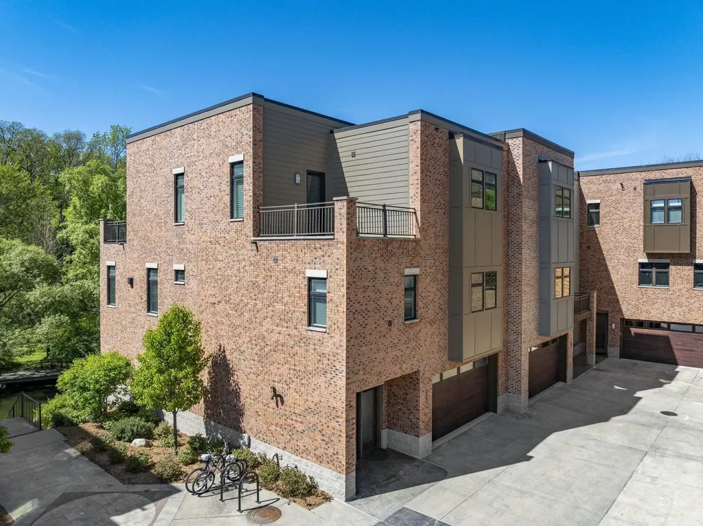 157 Uptown Court Traverse City City MI 49684