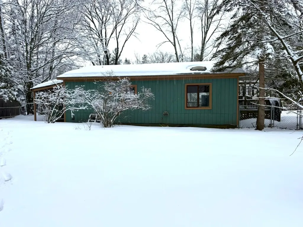 8890 Us-131, S Green Lake Township MI 49637