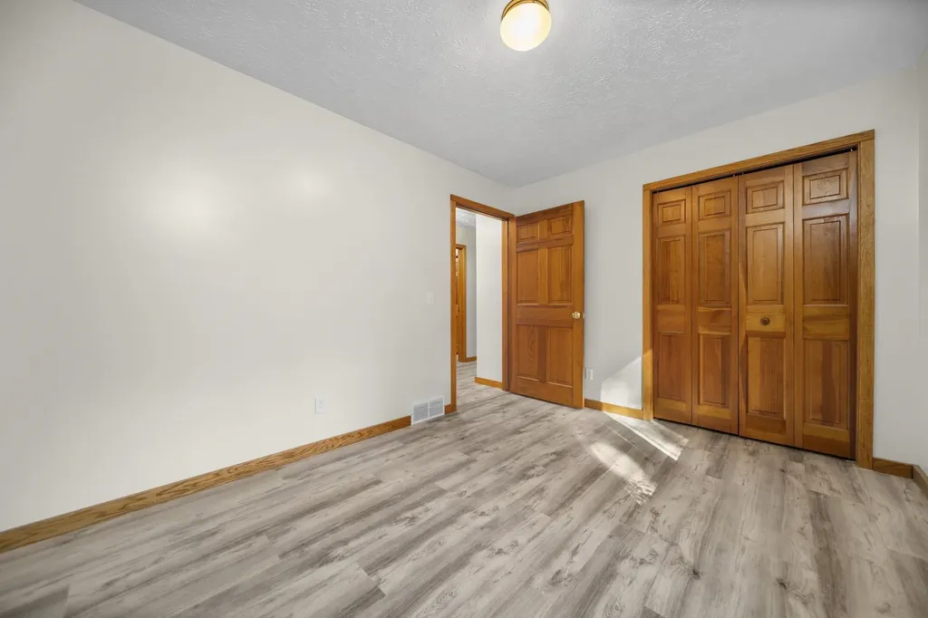 211 E 7th Street Leelanau Township MI 49670