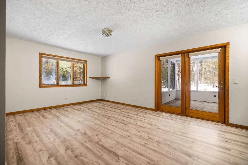 211 E 7th Street Leelanau Township MI 49670