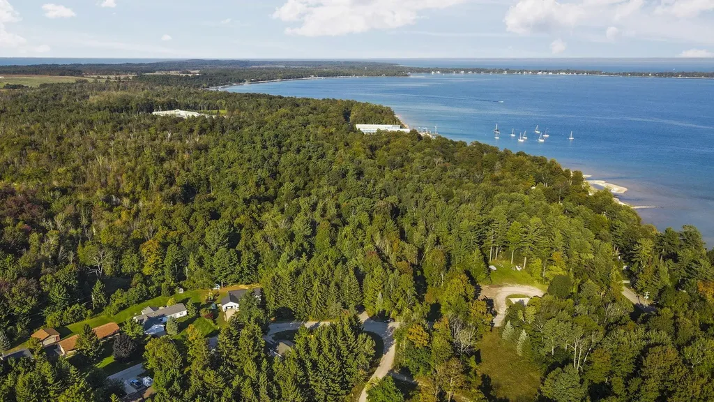 211 E 7th Street Leelanau Township MI 49670