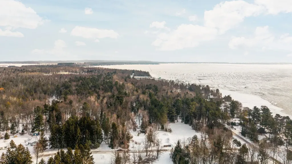 211 E 7th Street Leelanau Township MI 49670