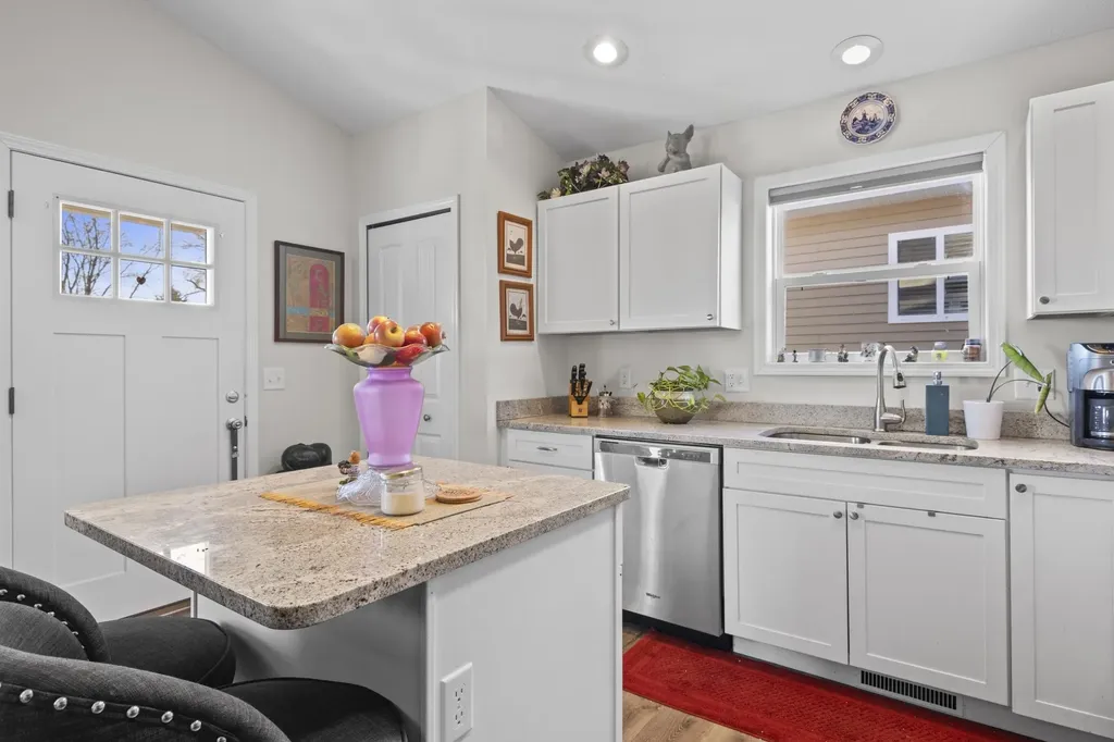 1040 Umber Drive Garfield Charter Township MI 49696