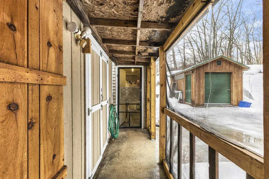 1857 W Higgins Lake Drive Gerrish Township MI 48653