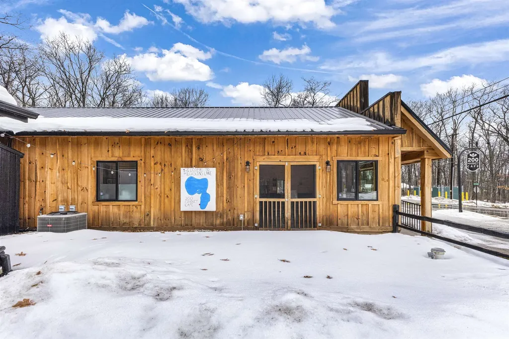 1857 W Higgins Lake Drive Gerrish Township MI 48653