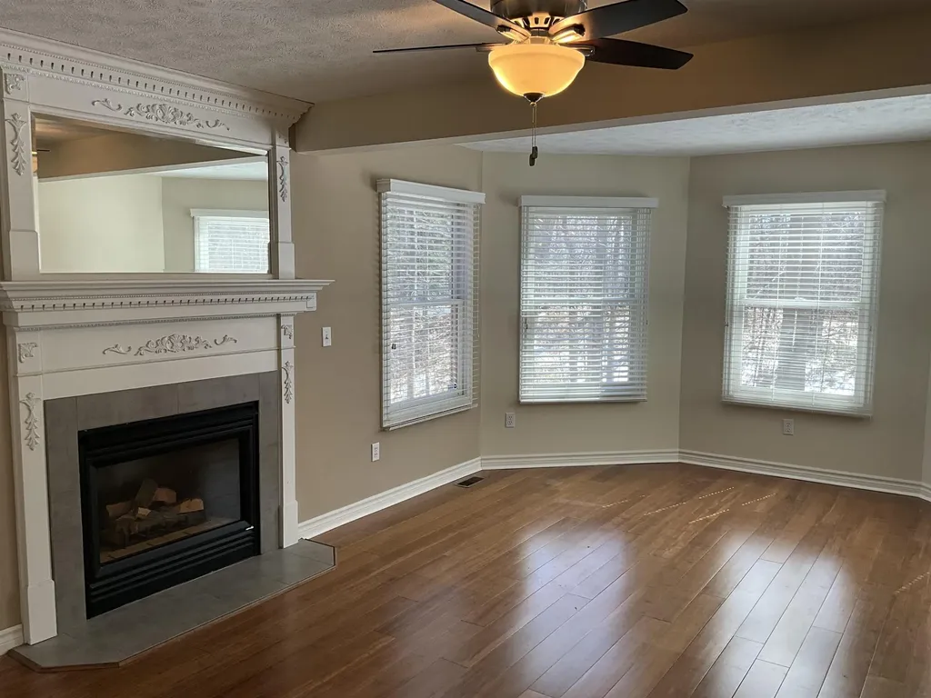 10057 E Leeward Shores Drive Elmwood Charter Township MI 49684