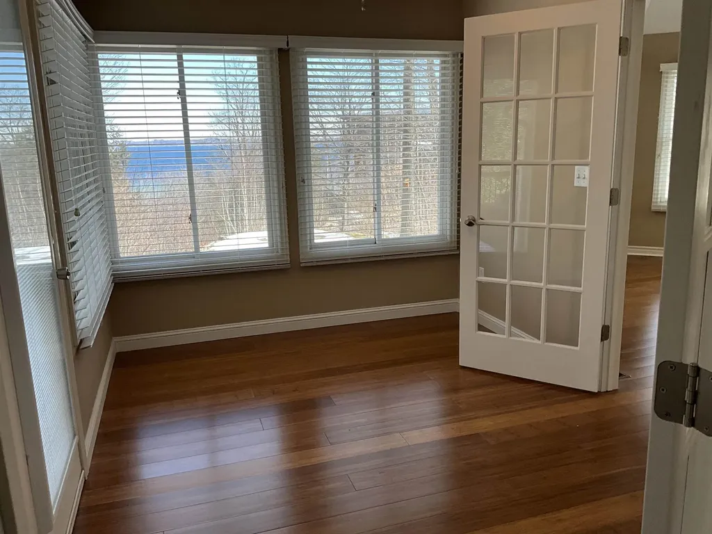 10057 E Leeward Shores Drive Elmwood Charter Township MI 49684