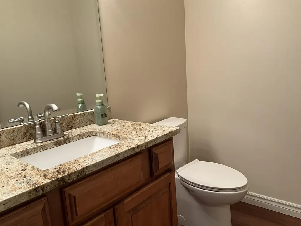 10057 E Leeward Shores Drive Elmwood Charter Township MI 49684