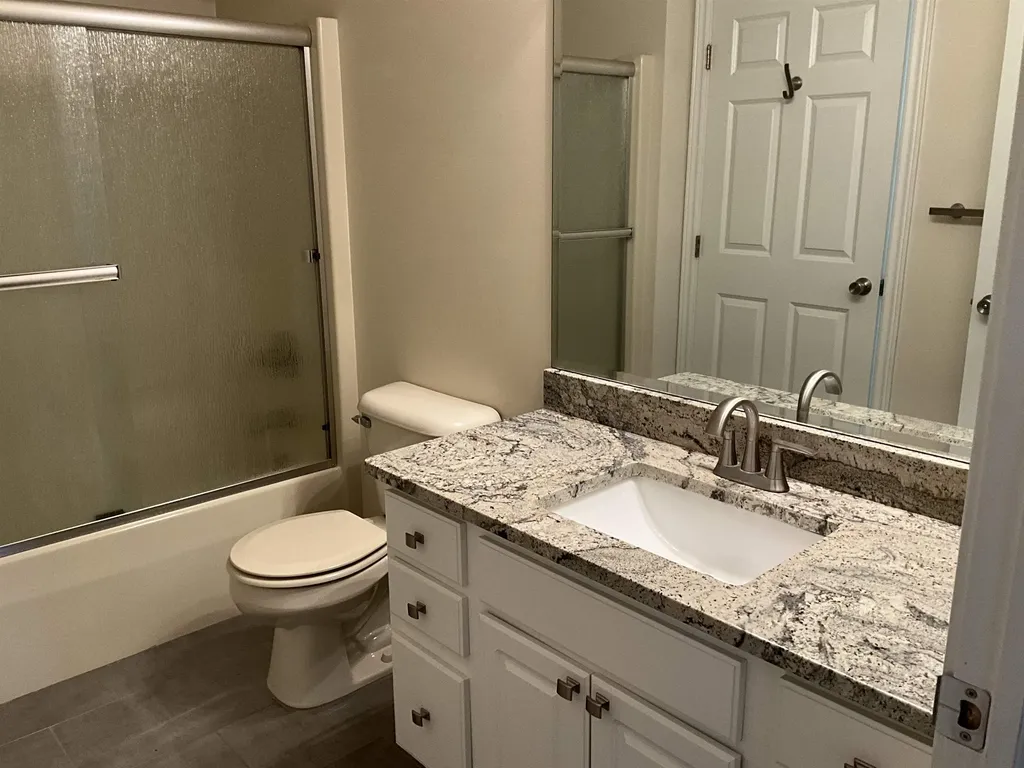 10057 E Leeward Shores Drive Elmwood Charter Township MI 49684
